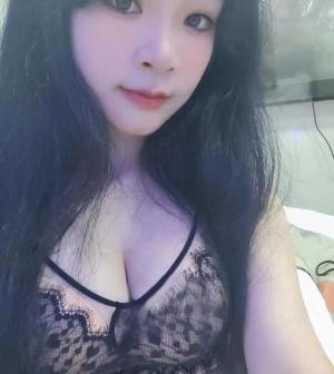 腿长且直胸大柔软