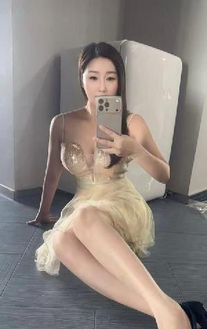 萧山健身大胸美女