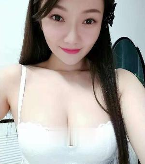 深圳大奶翘臀美女