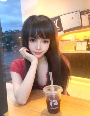 温柔娇小梦瑶