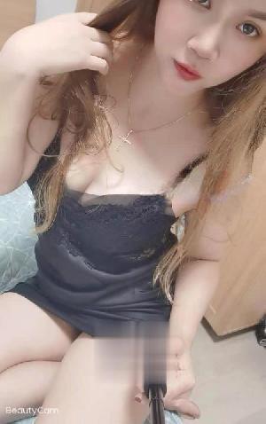 南湖区蜜桃臀大胸妹