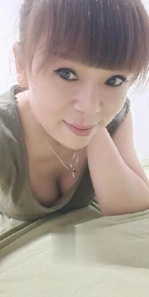 黄岛轻熟少妇