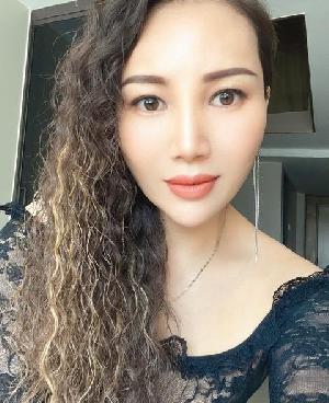 风骚的少妇大波妹