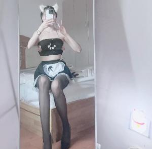 诗诗自聊半套