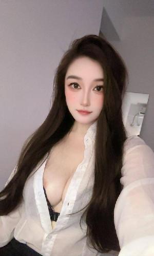 天河丰满大波李欣冉