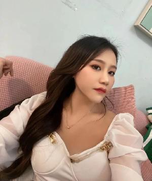 会所出来的乐乐