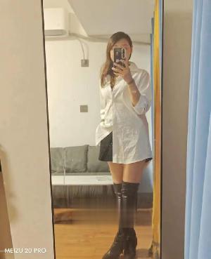 成熟御姐少妇