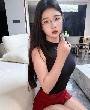 翘臀多乐老师