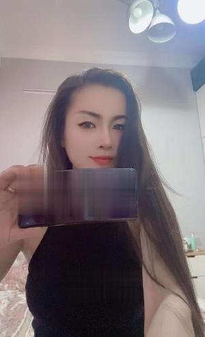 花活女王倒立吹箫
