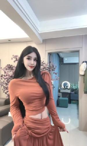 大高个骚妇