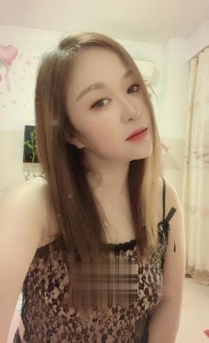 熟女少妇性感服务女擅长胸推 口爆
