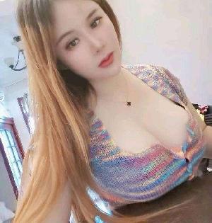 南湖大奶销魂嫩妹子