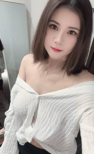 纯情巨乳少妇
