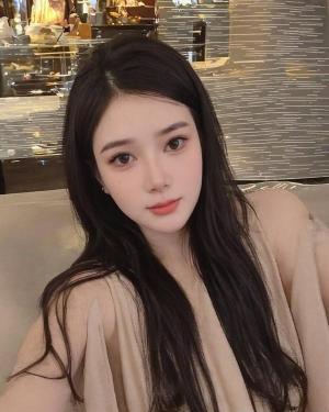 徐汇妮娜女友