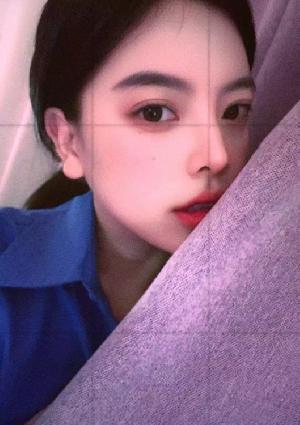 马群笑笑