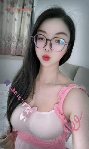 大胸妹子小柔