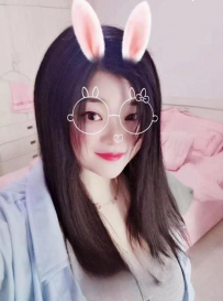 光谷青年城小姐姐