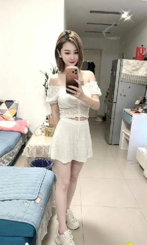 魔鬼身材宝儿