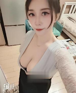 D罩杯少妇梅子