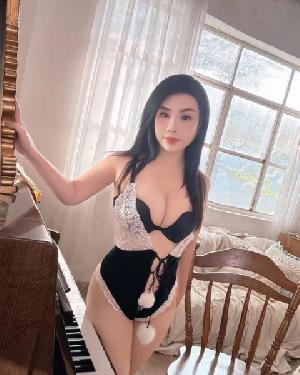 大屁股少妇妃妃