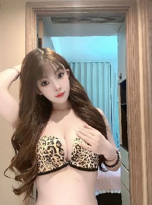 萧山细腰大奶御姐