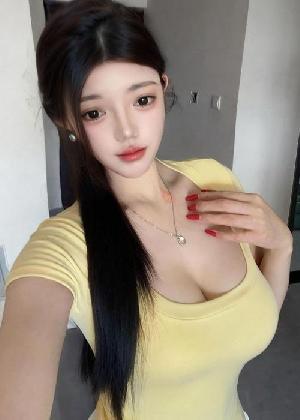 大胸好美性欲很大会侍候人