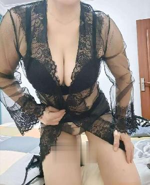 大胸熟女