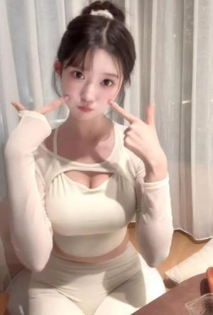 兼职小奶妹养眼迷人