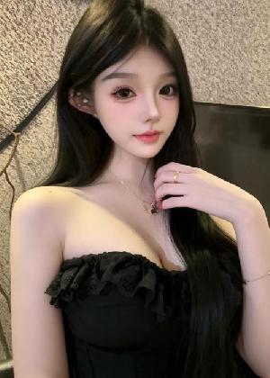 脸蛋相当漂亮体味香香的