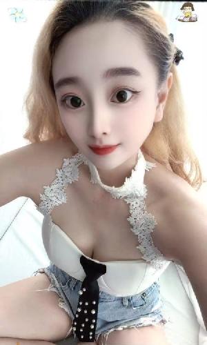 颜值嫩妹浅浅