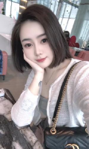 包河短发小姐姐