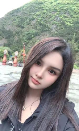 西门大胸小奶猫