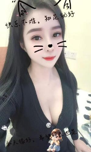 态度很好的少妇
