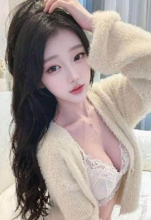 浑身散发出女人特有的香味