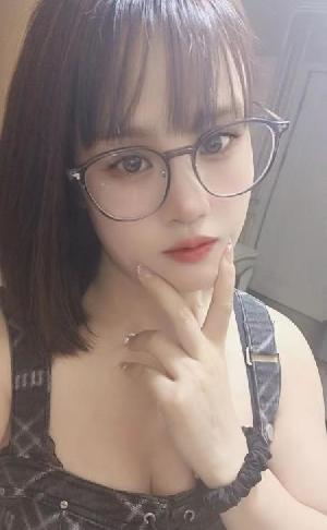 自聊自做的小仙女