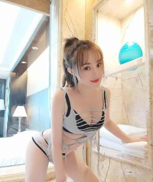 真实自做性感迷人小乖