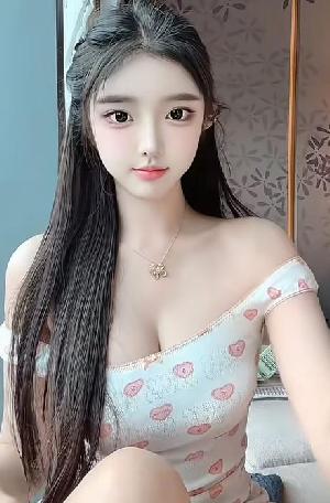 青春嫩妹非常敏感的小奶头
