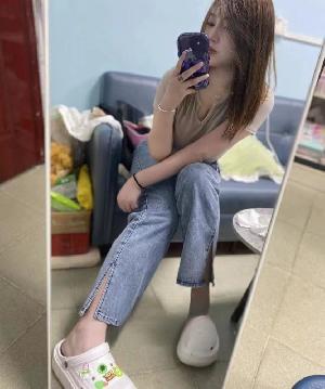 妙龄美少女胸粉妹妹嫩高颜值零零后