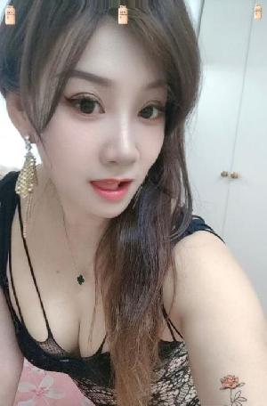 珠光路美乳熟女