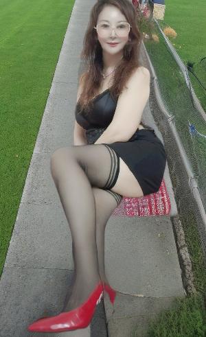丰满大奶少妇