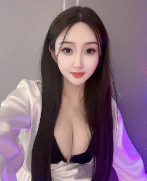 闵行肤白丰满的雪梨