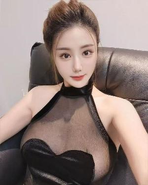 温柔听话女友感绾绾