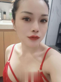 郑州风骚淫荡居家少妇