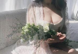 美臀后花园西西