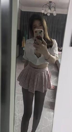 杨浦丰满妹子逼紧水多