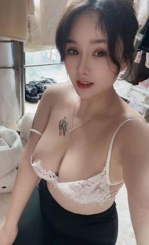 芒果大胸妮妮