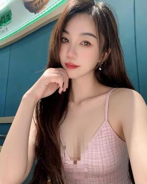 凯德广场小少妇