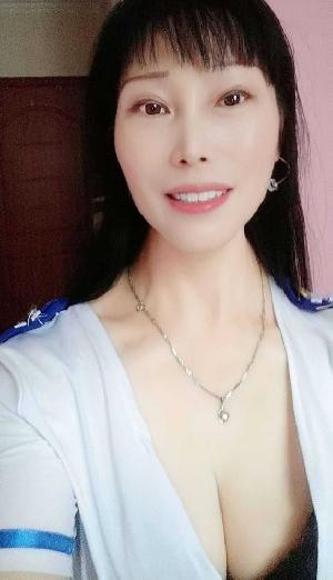 南站水磨熟女大小活好