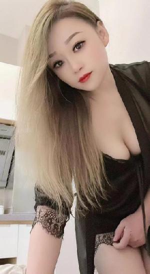 淫荡小姐姐真心诱人越插水越多