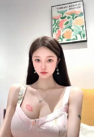 性感S型美女瑜伽教练